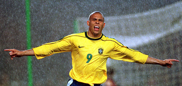 却赫然出现 却赫然出现