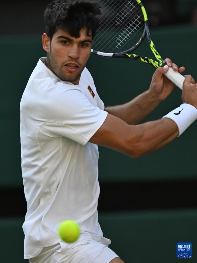 蓝逐渐变化 蓝逐渐变化