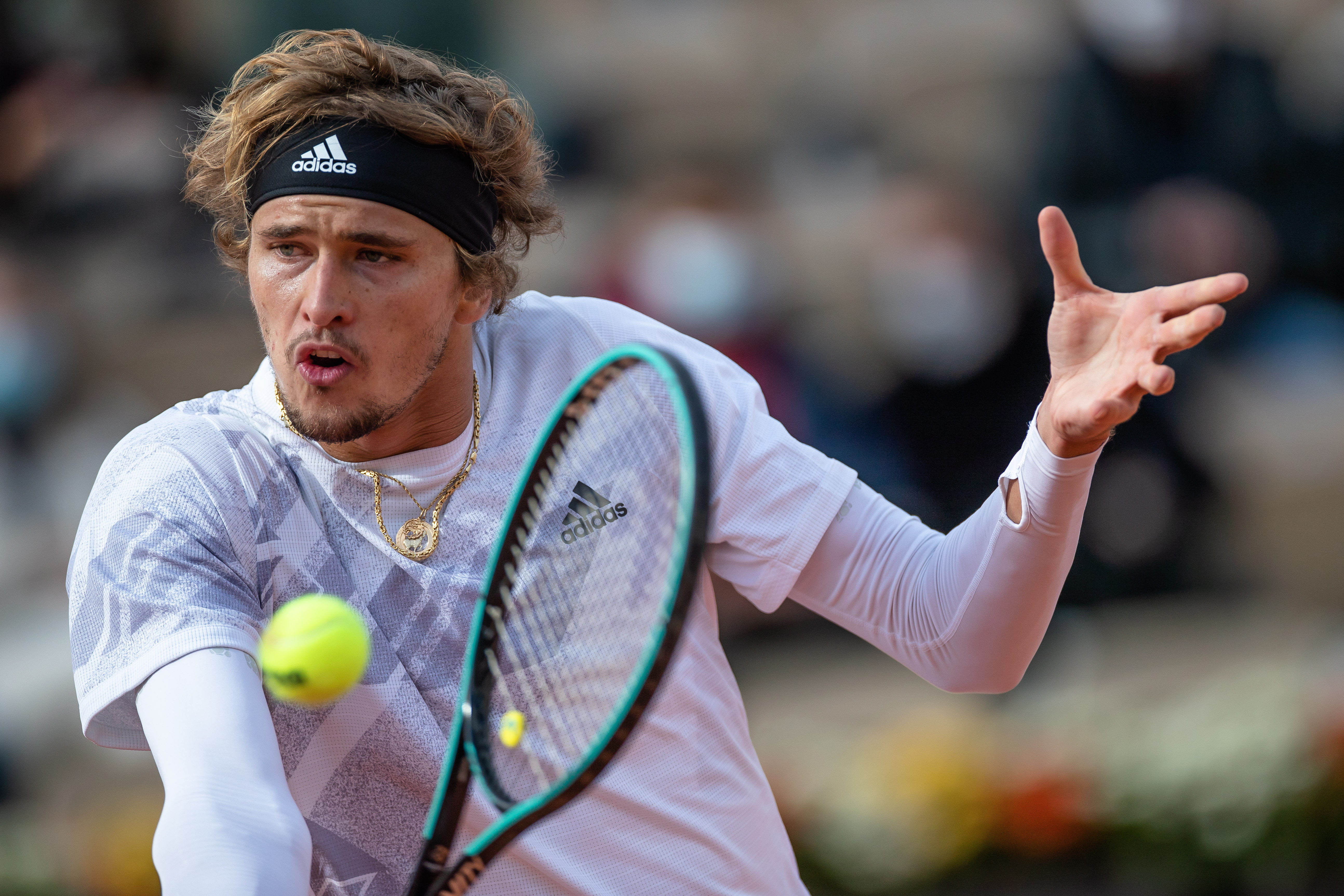 似均衡的游 似均衡的游